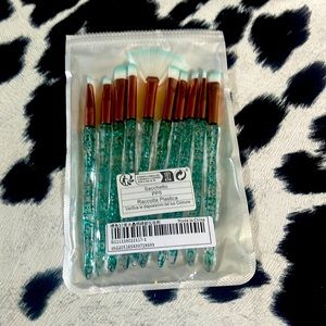 Glitter Makeup brushes